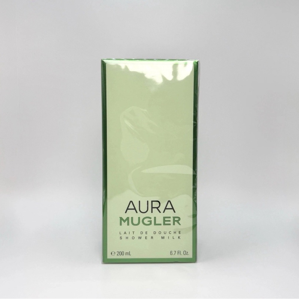 AURA MUGLER Sh ower Milk - Light Green Packaging